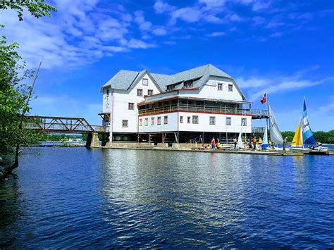 ottawa river boat house